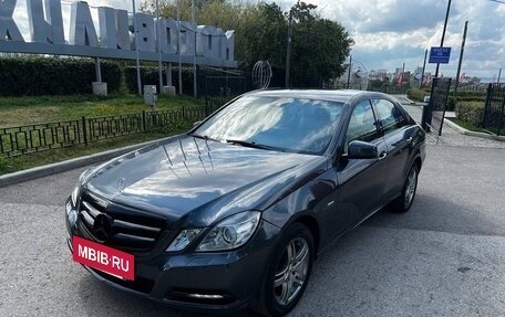 Mercedes-Benz E-Класс, 2011 год, 1 150 000 рублей, 4 фотография