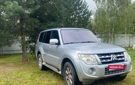 Mitsubishi Pajero IV, 2011 год, 1 815 000 рублей, 1 фотография