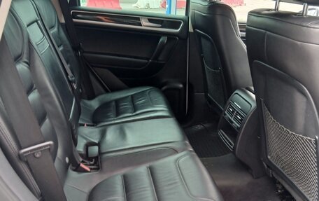 Volkswagen Touareg III, 2015 год, 2 680 000 рублей, 9 фотография