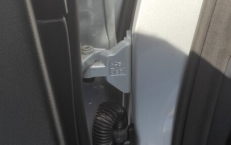Mercedes-Benz E-Класс, 2010 год, 1 850 000 рублей, 21 фотография