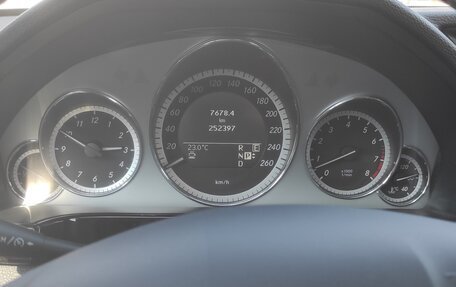 Mercedes-Benz E-Класс, 2010 год, 1 850 000 рублей, 18 фотография