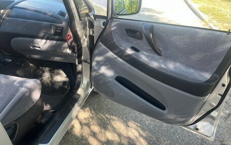 Suzuki Liana, 2001 год, 465 000 рублей, 11 фотография
