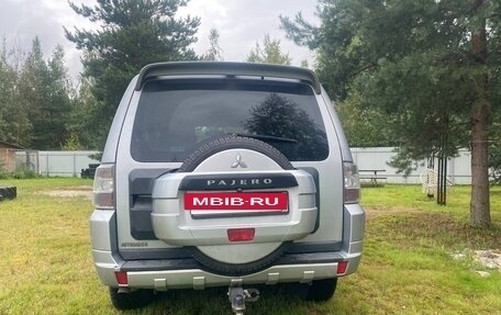 Mitsubishi Pajero IV, 2011 год, 1 815 000 рублей, 8 фотография