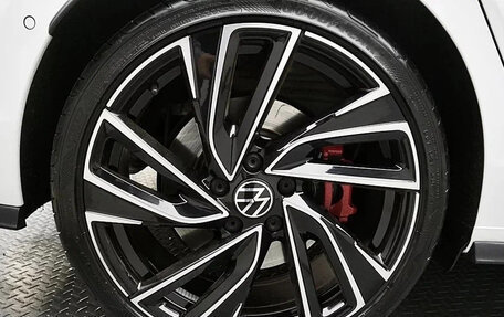 Volkswagen Golf VIII, 2022 год, 1 590 999 рублей, 9 фотография