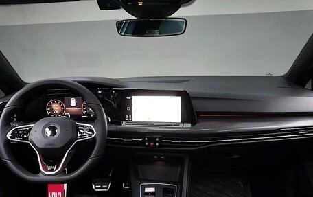 Volkswagen Golf VIII, 2022 год, 1 590 999 рублей, 6 фотография