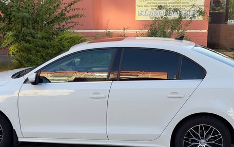 Volkswagen Jetta VI, 2016 год, 1 650 000 рублей, 3 фотография