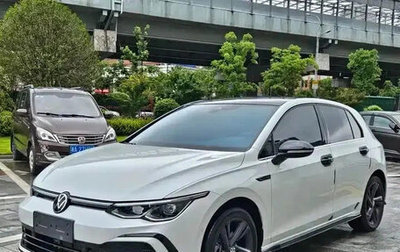 Volkswagen Golf VIII, 2022 год, 1 580 999 рублей, 1 фотография