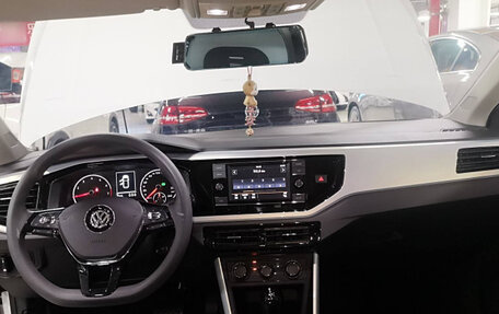 Volkswagen Polo, 2019 год, 1 180 325 рублей, 12 фотография