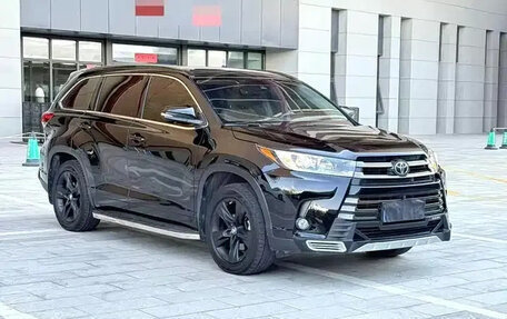 Toyota Highlander III, 2021 год, 2 890 000 рублей, 3 фотография