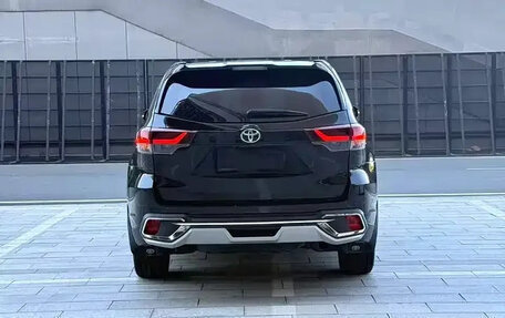 Toyota Highlander III, 2021 год, 2 890 000 рублей, 4 фотография