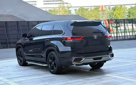 Toyota Highlander III, 2021 год, 2 890 000 рублей, 6 фотография