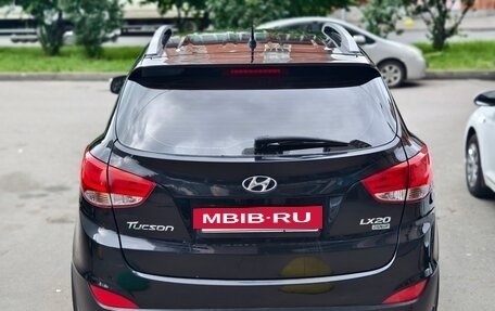Hyundai Tucson III, 2010 год, 1 250 000 рублей, 5 фотография