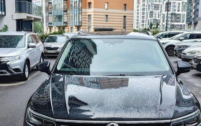 Volkswagen Tiguan II, 2018 год, 2 600 000 рублей, 1 фотография
