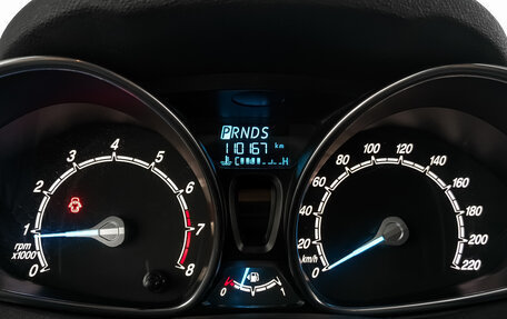 Ford Fiesta, 2015 год, 920 000 рублей, 16 фотография