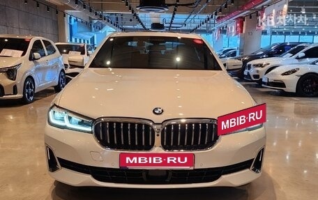 BMW 5 серия, 2021 год, 4 382 000 рублей, 2 фотография