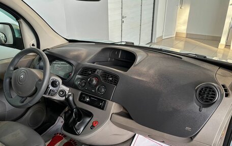 Renault Kangoo II рестайлинг, 2008 год, 599 000 рублей, 15 фотография