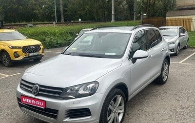 Volkswagen Touareg III, 2011 год, 2 400 000 рублей, 1 фотография
