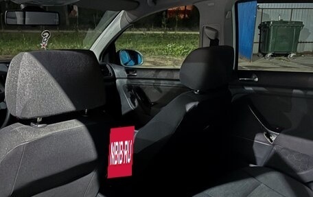 Volkswagen Golf V, 2005 год, 570 000 рублей, 8 фотография