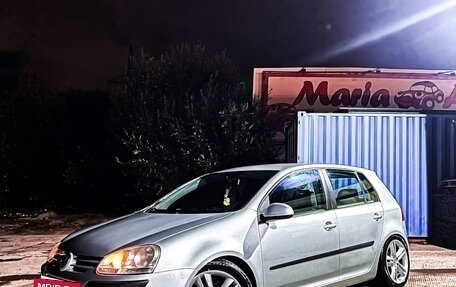 Volkswagen Golf V, 2005 год, 570 000 рублей, 2 фотография