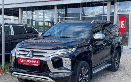 Mitsubishi Montero Sport, 2021 год, 3 549 000 рублей, 2 фотография