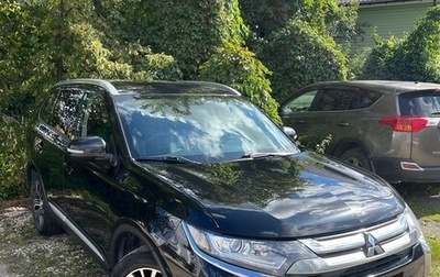 Mitsubishi Outlander III рестайлинг 3, 2015 год, 1 670 000 рублей, 1 фотография