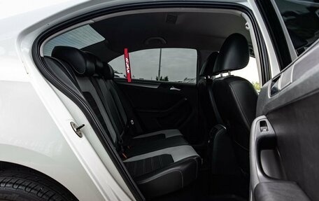 Volkswagen Jetta VI, 2013 год, 1 000 000 рублей, 11 фотография