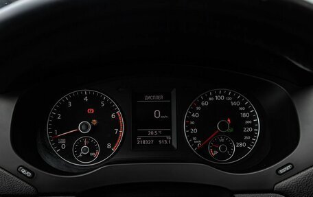 Volkswagen Jetta VI, 2013 год, 1 000 000 рублей, 16 фотография