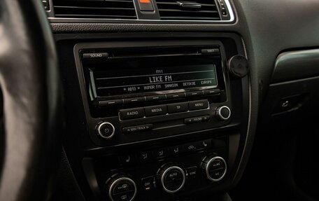 Volkswagen Jetta VI, 2013 год, 1 000 000 рублей, 19 фотография