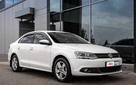 Volkswagen Jetta VI, 2013 год, 1 000 000 рублей, 26 фотография