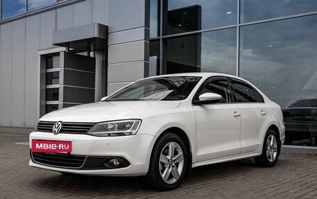 Volkswagen Jetta VI, 2013 год, 1 000 000 рублей, 24 фотография
