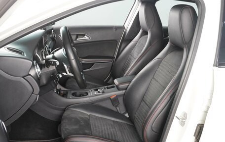 Mercedes-Benz GLA, 2016 год, 2 099 000 рублей, 10 фотография
