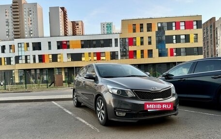 KIA Rio III рестайлинг, 2015 год, 900 000 рублей, 3 фотография