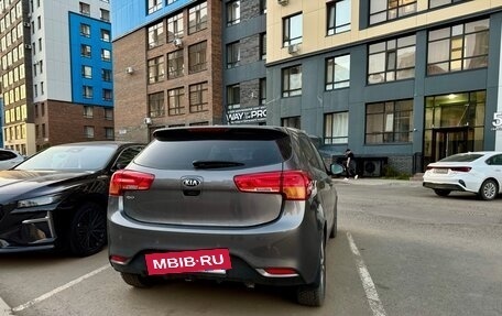 KIA Rio III рестайлинг, 2015 год, 900 000 рублей, 5 фотография