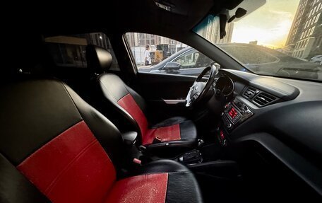 KIA Rio III рестайлинг, 2015 год, 900 000 рублей, 15 фотография