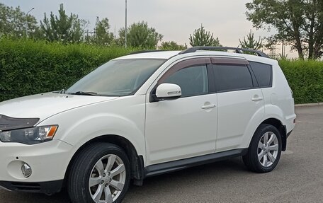 Mitsubishi Outlander III рестайлинг 3, 2012 год, 1 550 000 рублей, 5 фотография