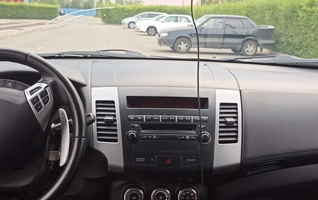 Mitsubishi Outlander III рестайлинг 3, 2012 год, 1 550 000 рублей, 13 фотография