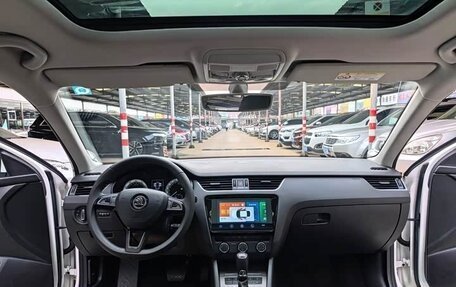 Skoda Octavia, 2020 год, 1 150 015 рублей, 2 фотография
