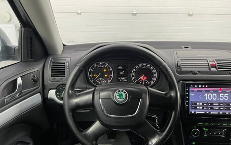 Skoda Octavia, 2011 год, 989 000 рублей, 10 фотография