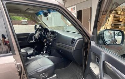 Mitsubishi Pajero IV, 2013 год, 2 540 000 рублей, 1 фотография