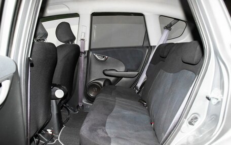 Honda Fit III, 2010 год, 805 000 рублей, 7 фотография