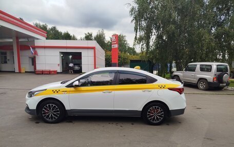 Hyundai Solaris II рестайлинг, 2019 год, 1 000 000 рублей, 4 фотография