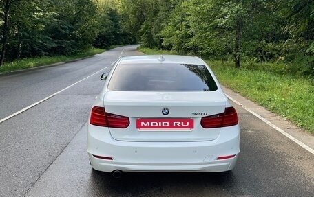 BMW 3 серия, 2012 год, 1 250 000 рублей, 3 фотография