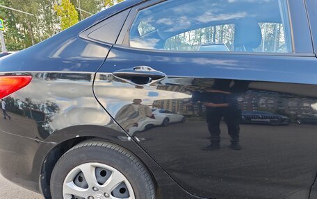 Hyundai Solaris II рестайлинг, 2012 год, 850 000 рублей, 5 фотография