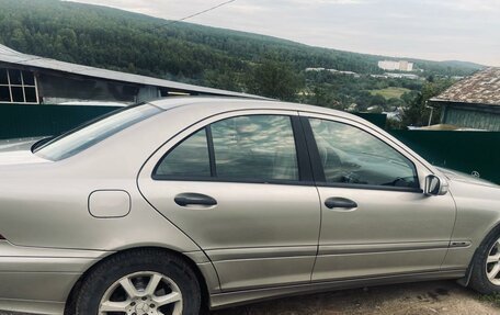 Mercedes-Benz C-Класс, 2004 год, 760 000 рублей, 6 фотография