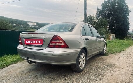 Mercedes-Benz C-Класс, 2004 год, 760 000 рублей, 7 фотография