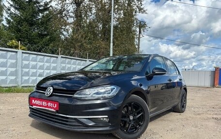 Volkswagen Golf VII, 2019 год, 1 845 000 рублей, 2 фотография