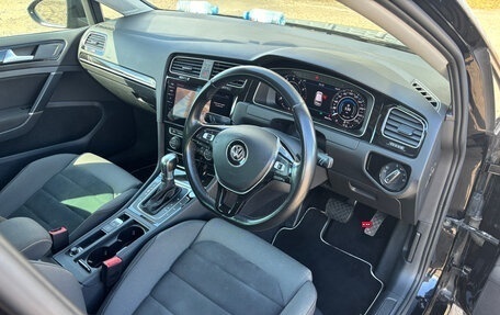 Volkswagen Golf VII, 2019 год, 1 845 000 рублей, 10 фотография