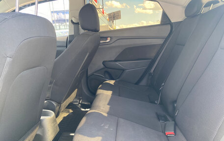 Hyundai Solaris II рестайлинг, 2019 год, 1 180 000 рублей, 8 фотография