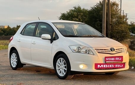 Toyota Auris II, 2010 год, 1 050 000 рублей, 8 фотография