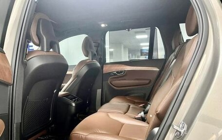 Volvo XC90 II рестайлинг, 2021 год, 4 200 000 рублей, 8 фотография